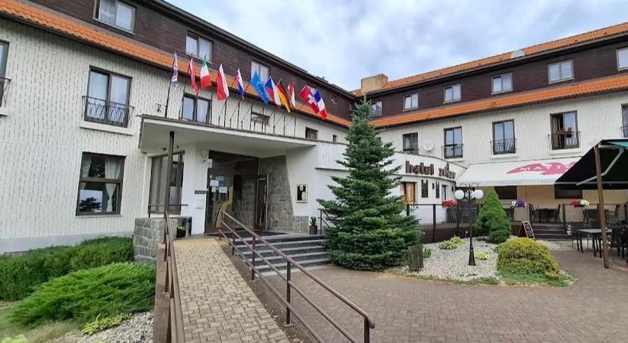 Resort Hotel Zvikov Zvíkovské Podhradí Extérieur photo