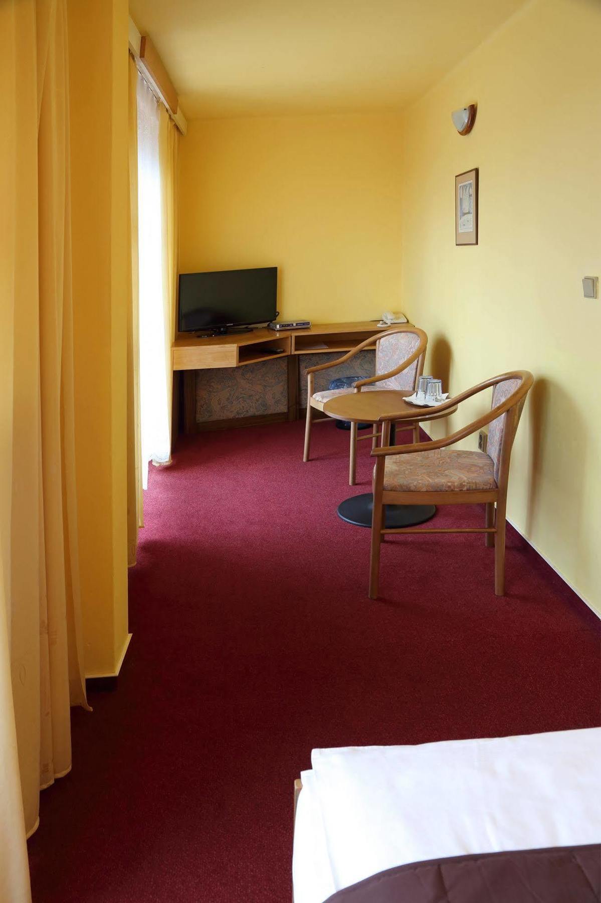 Resort Hotel Zvikov Zvíkovské Podhradí Extérieur photo