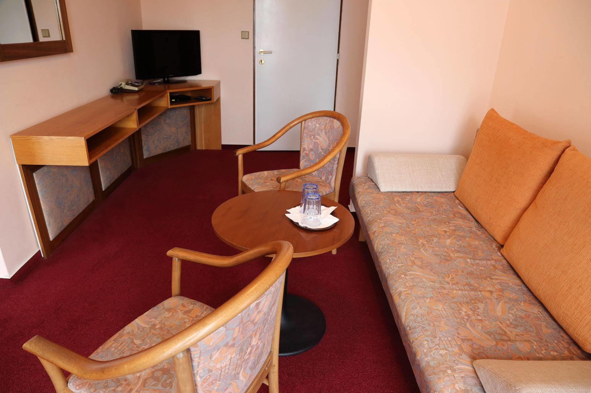 Resort Hotel Zvikov Zvíkovské Podhradí Extérieur photo