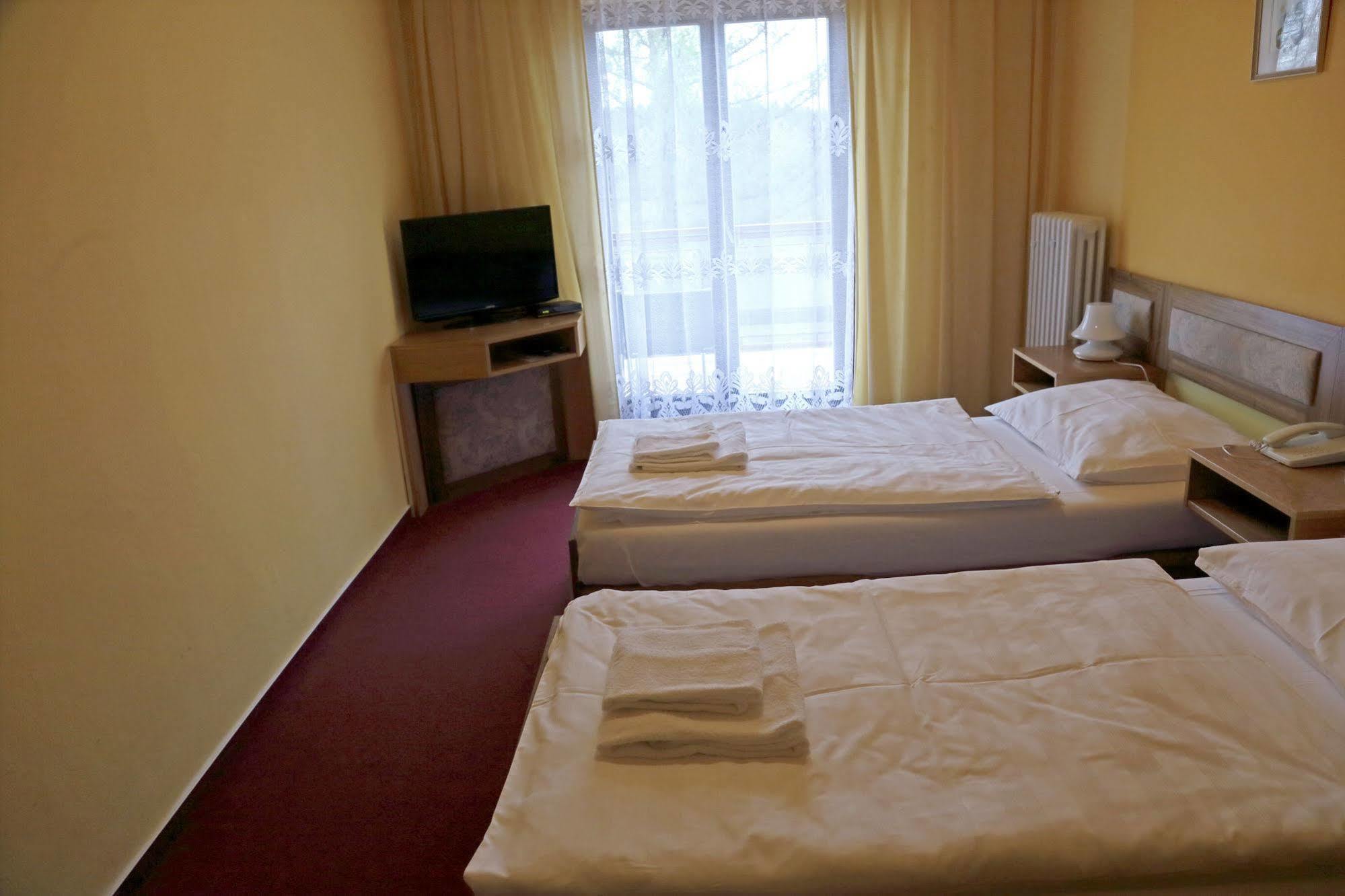 Resort Hotel Zvikov Zvíkovské Podhradí Extérieur photo