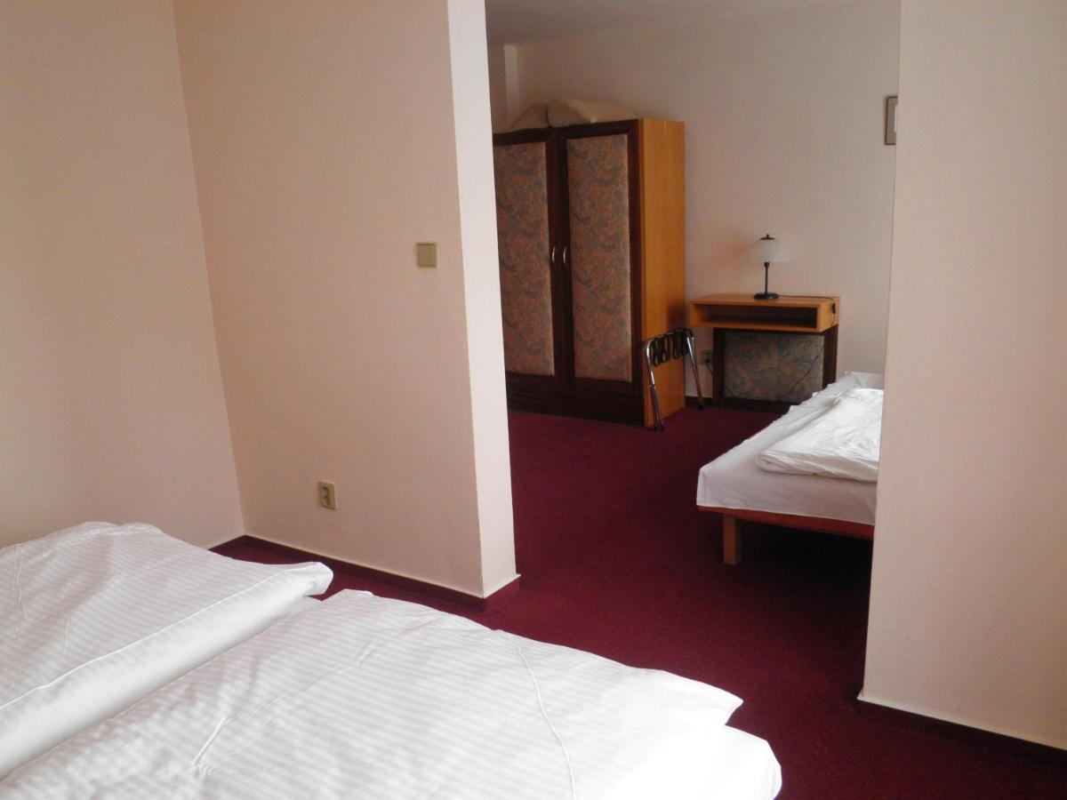 Resort Hotel Zvikov Zvíkovské Podhradí Extérieur photo